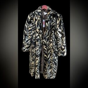 Women’s Fur coat- Topshop